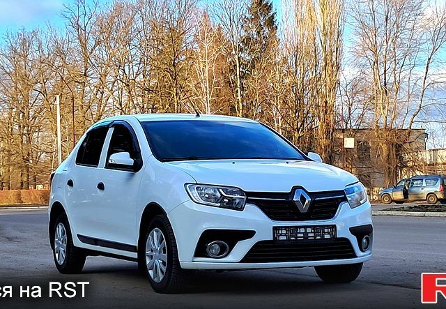 Белый Рено Логан, объемом двигателя 1.5 л и пробегом 88 тыс. км за 7900 $, фото 1 на Automoto.ua