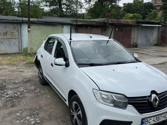 Білий Рено Логан, об'ємом двигуна 1.5 л та пробігом 280 тис. км за 3008 $, фото 1 на Automoto.ua