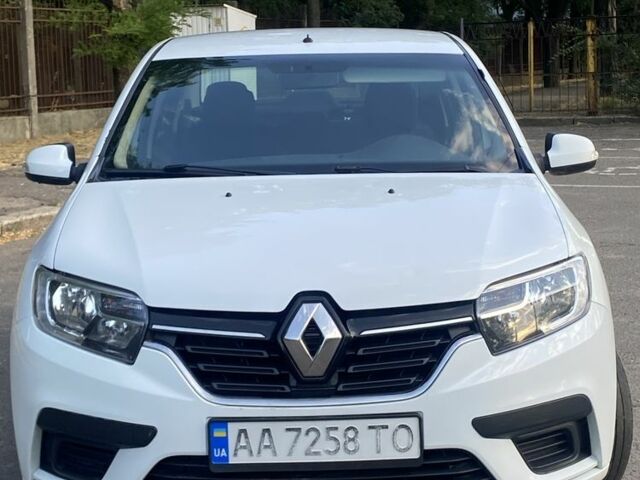 Білий Рено Логан, об'ємом двигуна 1 л та пробігом 232 тис. км за 4404 $, фото 1 на Automoto.ua