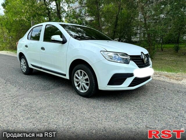 Белый Рено Логан, объемом двигателя 1.5 л и пробегом 188 тыс. км за 6800 $, фото 1 на Automoto.ua