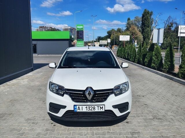 Білий Рено Логан, об'ємом двигуна 1.5 л та пробігом 181 тис. км за 6700 $, фото 1 на Automoto.ua