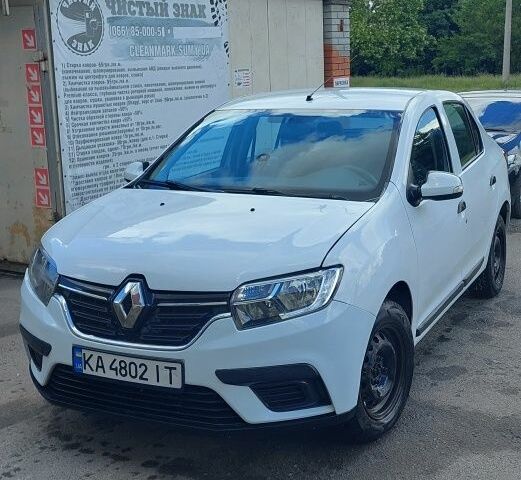 Белый Рено Логан, объемом двигателя 1 л и пробегом 195 тыс. км за 4800 $, фото 1 на Automoto.ua
