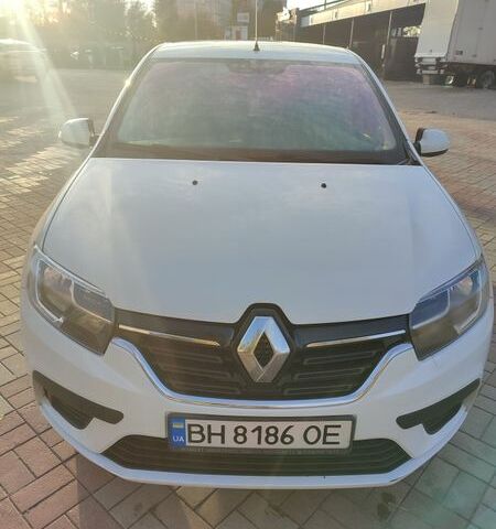 Білий Рено Логан, об'ємом двигуна 1 л та пробігом 350 тис. км за 3300 $, фото 1 на Automoto.ua