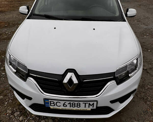 Белый Рено Логан, объемом двигателя 1 л и пробегом 54 тыс. км за 6500 $, фото 1 на Automoto.ua