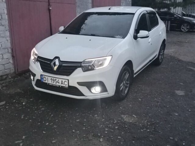 Білий Рено Логан, об'ємом двигуна 1.5 л та пробігом 215 тис. км за 6990 $, фото 1 на Automoto.ua