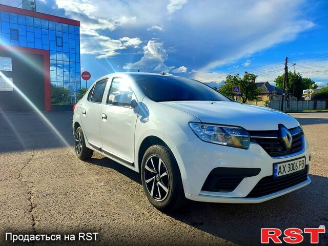 Білий Рено Логан, об'ємом двигуна 1 л та пробігом 126 тис. км за 6800 $, фото 1 на Automoto.ua