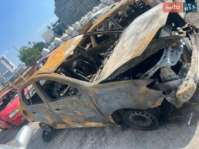 Белый Рено Логан, объемом двигателя 1.5 л и пробегом 90 тыс. км за 499 $, фото 1 на Automoto.ua