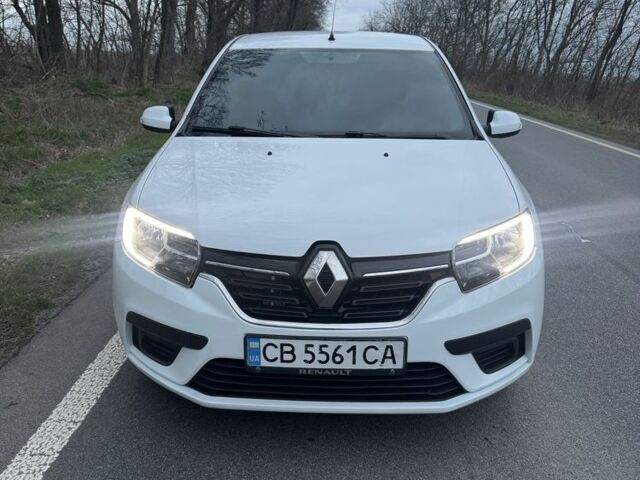 Белый Рено Логан, объемом двигателя 1.5 л и пробегом 226 тыс. км за 6700 $, фото 1 на Automoto.ua