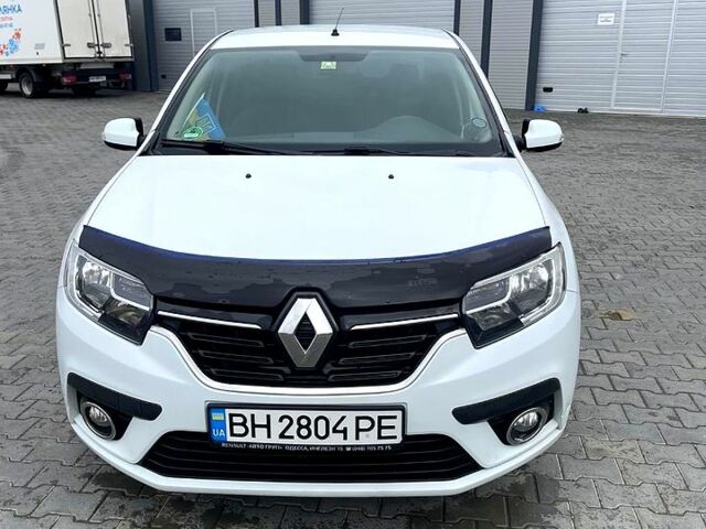 Белый Рено Логан, объемом двигателя 1.5 л и пробегом 157 тыс. км за 8970 $, фото 1 на Automoto.ua