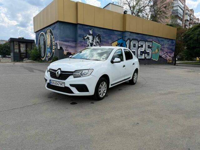 Білий Рено Логан, об'ємом двигуна 1 л та пробігом 160 тис. км за 5600 $, фото 1 на Automoto.ua