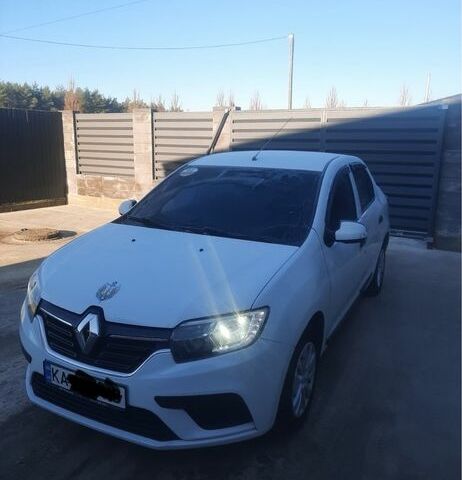 Білий Рено Логан, об'ємом двигуна 0 л та пробігом 200 тис. км за 3700 $, фото 1 на Automoto.ua