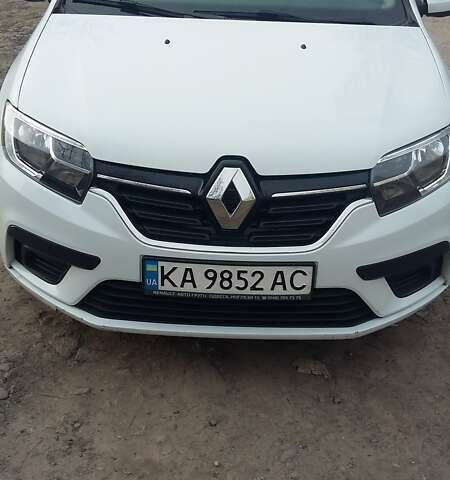 Білий Рено Логан, об'ємом двигуна 1 л та пробігом 162 тис. км за 5500 $, фото 1 на Automoto.ua