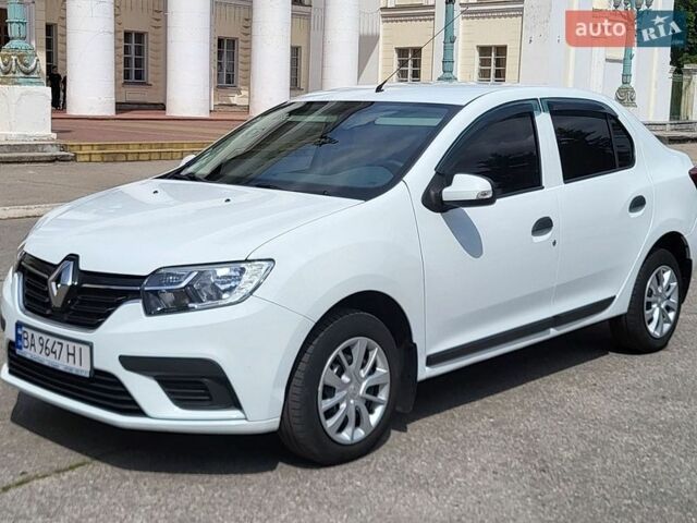 Белый Рено Логан, объемом двигателя 1.5 л и пробегом 93 тыс. км за 8200 $, фото 1 на Automoto.ua