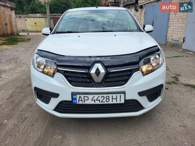 Белый Рено Логан, объемом двигателя 1.46 л и пробегом 98 тыс. км за 7900 $, фото 1 на Automoto.ua