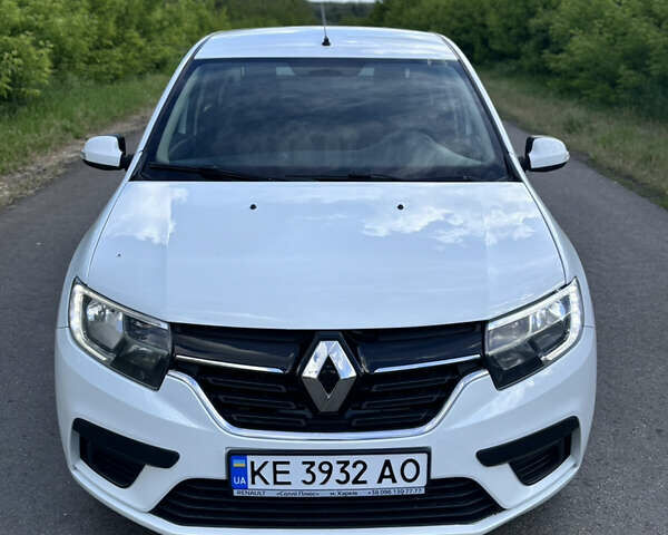 Белый Рено Логан, объемом двигателя 1.46 л и пробегом 149 тыс. км за 7500 $, фото 1 на Automoto.ua