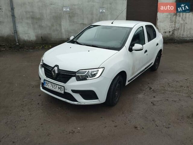 Белый Рено Логан, объемом двигателя 1.5 л и пробегом 360 тыс. км за 7000 $, фото 1 на Automoto.ua