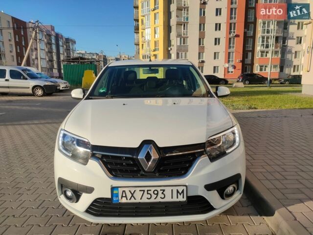 Білий Рено Логан, об'ємом двигуна 1.5 л та пробігом 70 тис. км за 9532 $, фото 1 на Automoto.ua