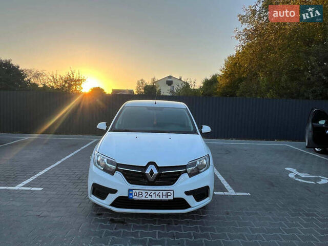 Білий Рено Логан, об'ємом двигуна 1 л та пробігом 79 тис. км за 7400 $, фото 1 на Automoto.ua