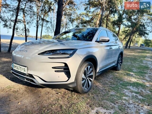 Белый Рено Логан, объемом двигателя 1 л и пробегом 142 тыс. км за 4800 $, фото 1 на Automoto.ua
