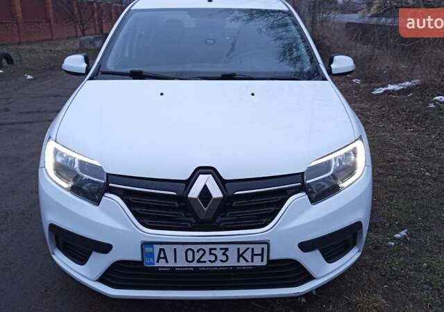 Білий Рено Логан, об'ємом двигуна 1.46 л та пробігом 97 тис. км за 8000 $, фото 1 на Automoto.ua