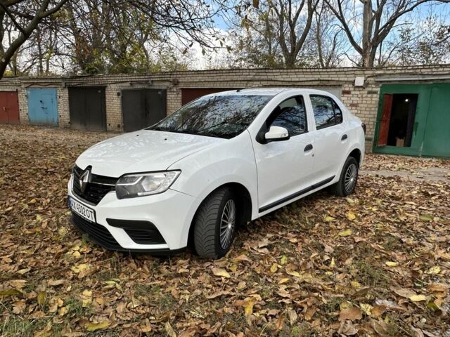 Белый Рено Логан, объемом двигателя 1.5 л и пробегом 170 тыс. км за 6700 $, фото 1 на Automoto.ua