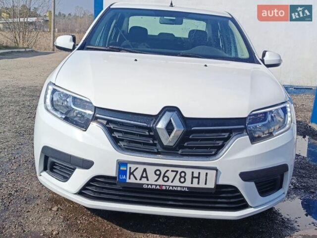 Белый Рено Логан, объемом двигателя 1 л и пробегом 164 тыс. км за 6500 $, фото 1 на Automoto.ua