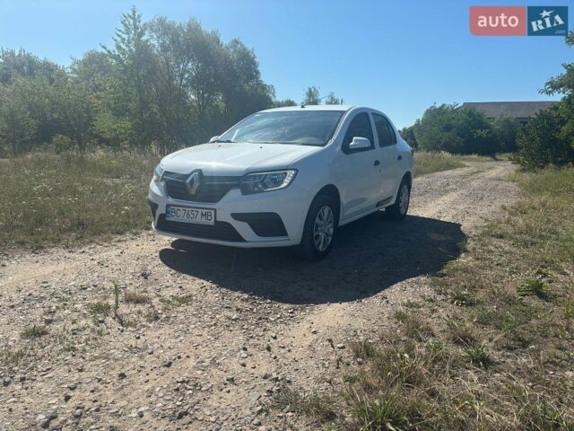 Белый Рено Логан, объемом двигателя 1.5 л и пробегом 261 тыс. км за 5500 $, фото 1 на Automoto.ua