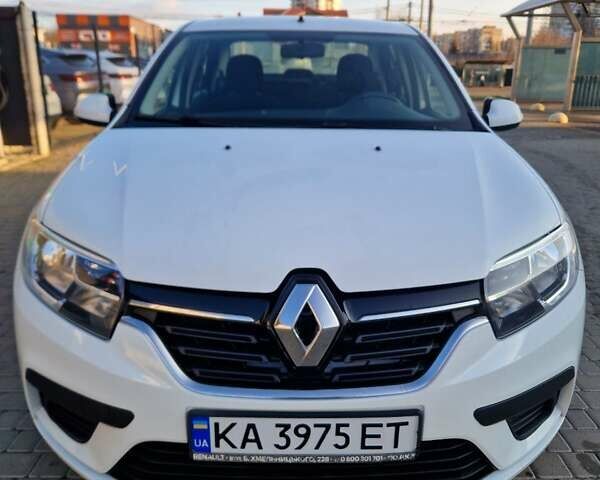 Белый Рено Логан, объемом двигателя 0.9 л и пробегом 70 тыс. км за 8200 $, фото 1 на Automoto.ua