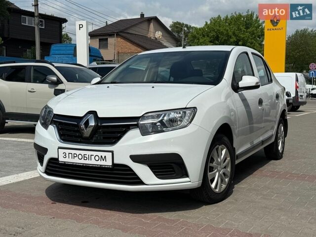 Белый Рено Логан, объемом двигателя 1 л и пробегом 84 тыс. км за 8430 $, фото 1 на Automoto.ua