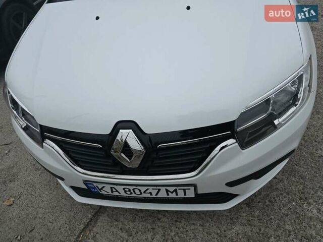 Білий Рено Логан, об'ємом двигуна 1 л та пробігом 13 тис. км за 8600 $, фото 1 на Automoto.ua