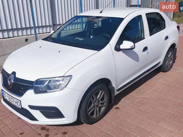 Білий Рено Логан, об'ємом двигуна 1 л та пробігом 65 тис. км за 12500 $, фото 1 на Automoto.ua