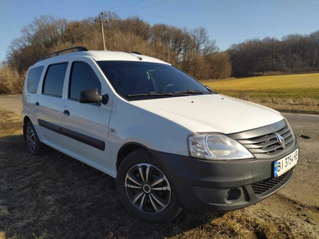 Белый Рено Логан, объемом двигателя 1.6 л и пробегом 167 тыс. км за 5500 $, фото 1 на Automoto.ua