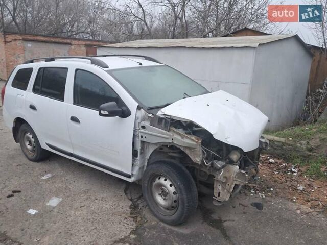 Білий Рено Логан, об'ємом двигуна 0 л та пробігом 250 тис. км за 3600 $, фото 1 на Automoto.ua