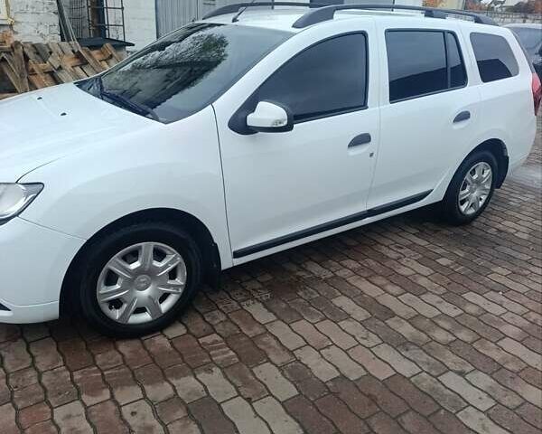 Белый Рено Логан, объемом двигателя 1.46 л и пробегом 190 тыс. км за 6800 $, фото 1 на Automoto.ua