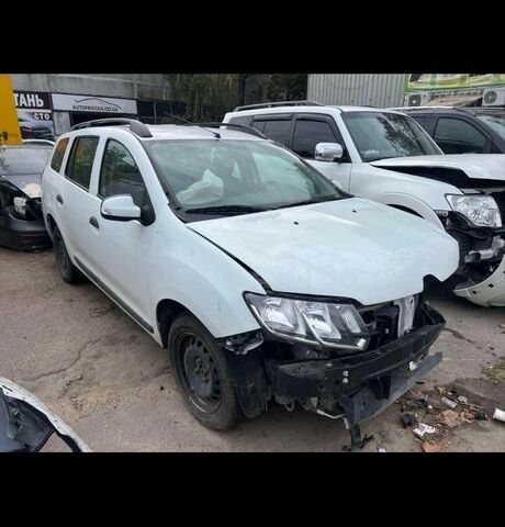 Білий Рено Логан, об'ємом двигуна 1.5 л та пробігом 52 тис. км за 4010 $, фото 1 на Automoto.ua