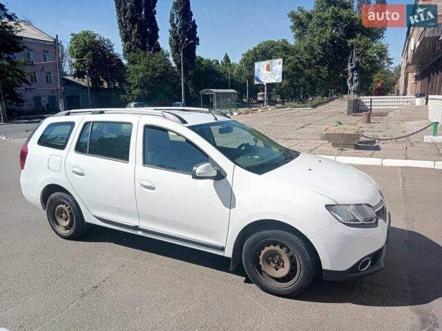 Білий Рено Логан, об'ємом двигуна 1.5 л та пробігом 205 тис. км за 6001 $, фото 1 на Automoto.ua
