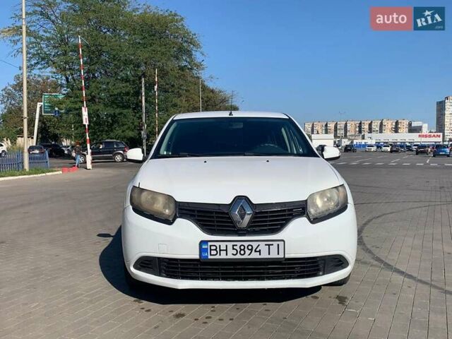 Белый Рено Логан, объемом двигателя 1.6 л и пробегом 205 тыс. км за 5300 $, фото 1 на Automoto.ua