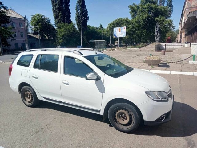 Білий Рено Логан, об'ємом двигуна 1.5 л та пробігом 205 тис. км за 6001 $, фото 1 на Automoto.ua