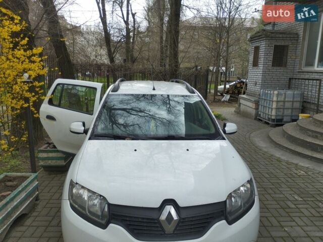 Білий Рено Логан, об'ємом двигуна 1.46 л та пробігом 225 тис. км за 7000 $, фото 1 на Automoto.ua