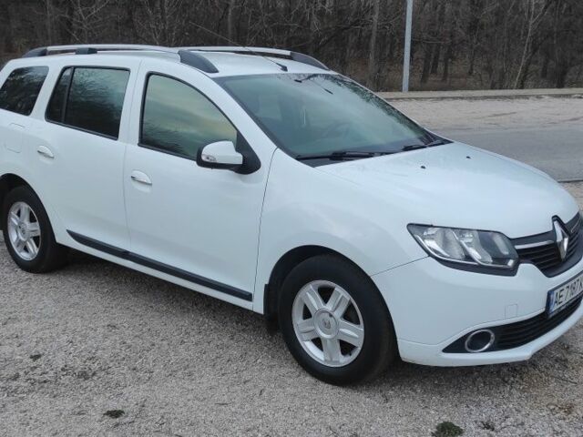 Білий Рено Логан, об'ємом двигуна 1.5 л та пробігом 165 тис. км за 8700 $, фото 1 на Automoto.ua