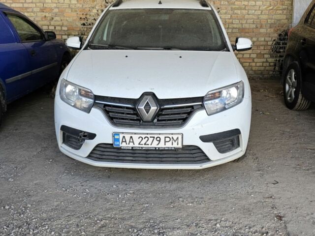 Білий Рено Логан, об'ємом двигуна 1.5 л та пробігом 320 тис. км за 4484 $, фото 1 на Automoto.ua