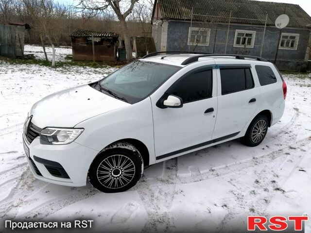 Белый Рено Логан, объемом двигателя 1.5 л и пробегом 221 тыс. км за 5800 $, фото 1 на Automoto.ua
