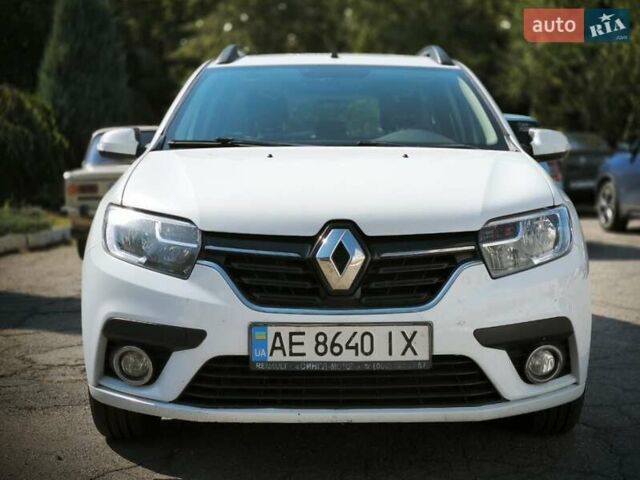 Білий Рено Логан, об'ємом двигуна 1.46 л та пробігом 92 тис. км за 10750 $, фото 1 на Automoto.ua