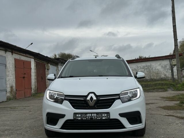 Рено Логан 2018 в Днепре (Днепропетровске) на Automoto.ua Белый Рено Логан, объемом двигателя 1.5 л и пробегом 73 тыс. км за 10300 $, фото 1 на Automoto.ua