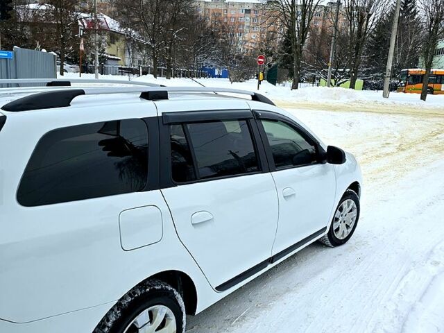 Білий Рено Логан, об'ємом двигуна 1.5 л та пробігом 20400 тис. км за 10500 $, фото 1 на Automoto.ua