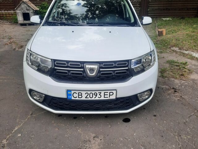 Белый Рено Логан, объемом двигателя 1.5 л и пробегом 205 тыс. км за 8900 $, фото 1 на Automoto.ua