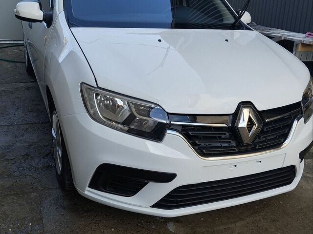 Білий Рено Логан, об'ємом двигуна 1 л та пробігом 90 тис. км за 6600 $, фото 1 на Automoto.ua