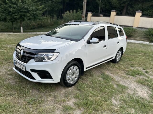 Білий Рено Логан, об'ємом двигуна 1.5 л та пробігом 257 тис. км за 8506 $, фото 1 на Automoto.ua