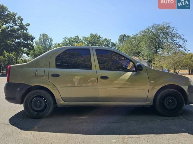 Бежевий Рено Логан, об'ємом двигуна 1.4 л та пробігом 110 тис. км за 4000 $, фото 1 на Automoto.ua