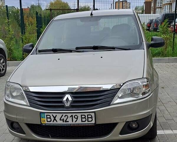 Бежевий Рено Логан, об'ємом двигуна 1.39 л та пробігом 113 тис. км за 5400 $, фото 1 на Automoto.ua